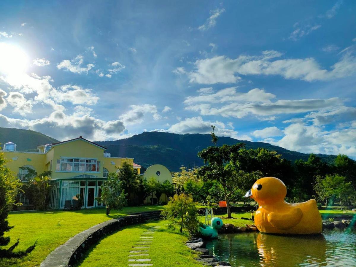 Bed and Breakfast 依比鴨鴨水岸會館 Ducking House Жуйсуй Экстерьер фото
