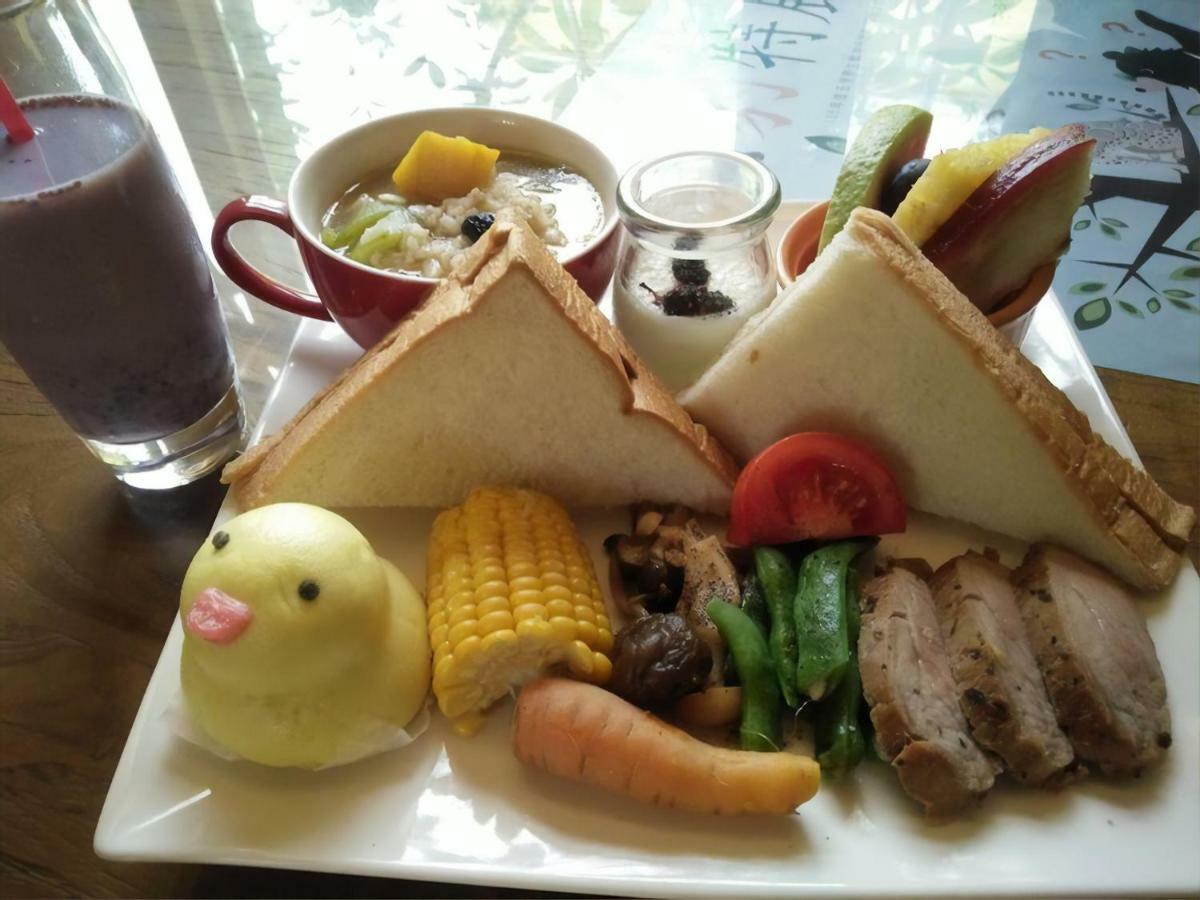 Bed and Breakfast 依比鴨鴨水岸會館 Ducking House Жуйсуй Экстерьер фото